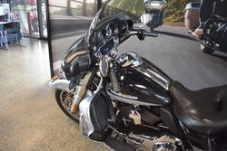 2012 Harley-davidson FLHTCU U/C ELECTRA GLIDE BLACK