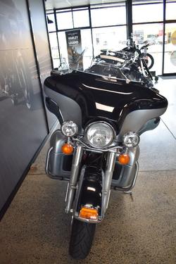 2012 Harley-davidson FLHTCU U/C ELECTRA GLIDE BLACK