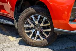 2024 LDV T60 Max LUXE SK8C MY23 4X4 Dual Range Maple Leaf Orange