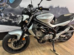 2010 Suzuki SFV650 GLADIUS Black