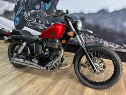 2021 Suzuki BOULEVARD S40 (LS650B) RED