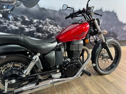 2021 Suzuki BOULEVARD S40 (LS650B) RED