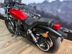 2021 Suzuki BOULEVARD S40 (LS650B) RED