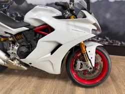 2018 DUCATI SUPERSPORT