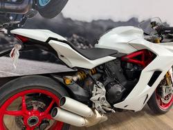 2018 DUCATI SUPERSPORT