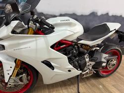 2018 DUCATI SUPERSPORT