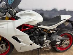 2018 DUCATI SUPERSPORT