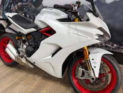 2018 DUCATI SUPERSPORT