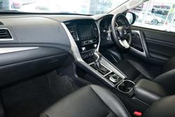 2025 Mitsubishi Pajero Sport GLS