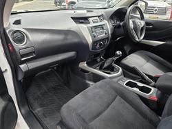 2018 Nissan Navara RX