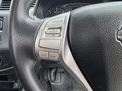 2018 Nissan Navara RX