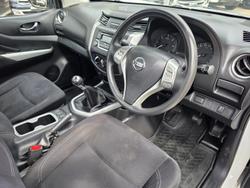 2018 Nissan Navara RX