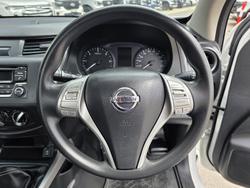 2018 Nissan Navara RX