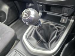 2018 Nissan Navara RX