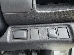 2018 Nissan Navara RX