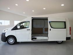 2022 Toyota Hiace