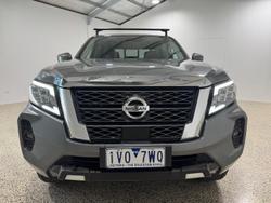 2021 Nissan Navara ST-X