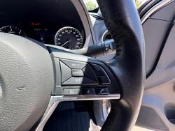 2021 Nissan Navara ST-X