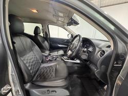 2021 Nissan Navara ST-X