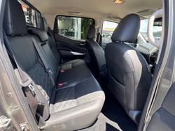 2021 Nissan Navara ST-X