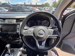 2021 Nissan Navara ST-X