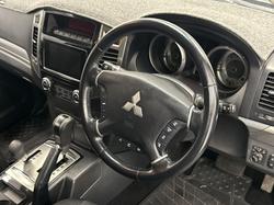 2019 Mitsubishi Pajero GLX