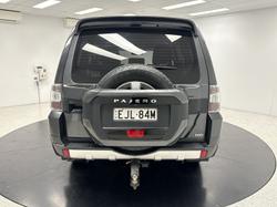 2019 Mitsubishi Pajero GLX