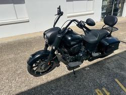 2021 Indian SPRINGFIELD DARK HORSE BLACK Black