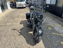 2021 Indian SPRINGFIELD DARK HORSE BLACK Black