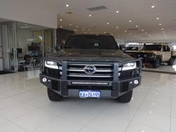 2023 Toyota Landcruiser VX