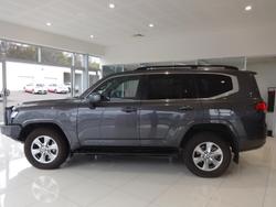 2023 Toyota Landcruiser VX