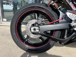 2005 Yamaha YZF-R1 BLACK