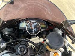 2005 Yamaha YZF-R1 BLACK