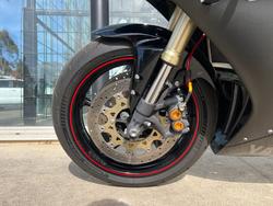 2005 Yamaha YZF-R1 BLACK