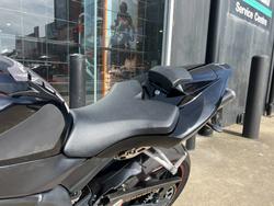 2005 Yamaha YZF-R1 BLACK