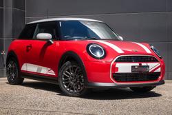 2025 MINI Cooper S Favoured