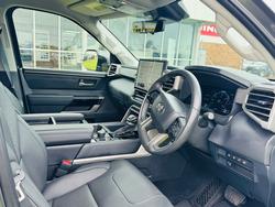 2024 Toyota Tundra Toyota Tundra - Limited - 3.5L Petrol Hybrid Automatic - Full Size pick-Up Graphite