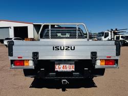 2025 Isuzu D-MAX 2024 Isuzu D-Max 4X4 Crew Cab Chassis-3.0L Turbo Diesel Automatic 92025 Build) Granite Grey (588)