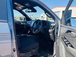 2025 Isuzu D-MAX 2024 Isuzu D-Max 4X4 Crew Cab Chassis-3.0L Turbo Diesel Automatic 92025 Build) Granite Grey (588)