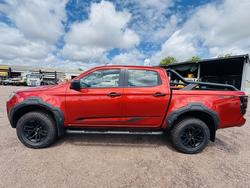 2025 Isuzu D-MAX 2024 Isuzu D-Max BLADE - 4X4 Crew Cab Ute - 3.0L TD Automatic Sunstone Orange Mica (595)