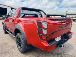 2025 Isuzu D-MAX 2024 Isuzu D-Max BLADE - 4X4 Crew Cab Ute - 3.0L TD Automatic Sunstone Orange Mica (595)