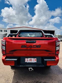 2025 Isuzu D-MAX 2024 Isuzu D-Max BLADE - 4X4 Crew Cab Ute - 3.0L TD Automatic Sunstone Orange Mica (595)