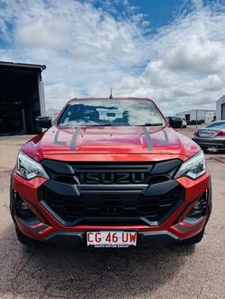 2025 Isuzu D-MAX 2024 Isuzu D-Max BLADE - 4X4 Crew Cab Ute - 3.0L TD Automatic Sunstone Orange Mica (595)
