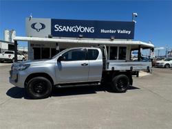 2022 Toyota Hilux SR