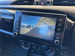 2022 Toyota Hilux SR