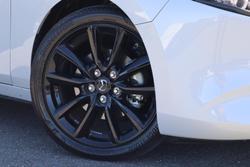 2025 Mazda 3 G25 Astina