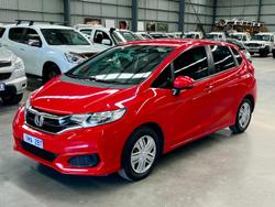 2018 Honda Jazz VTi GF MY19 Rally Red