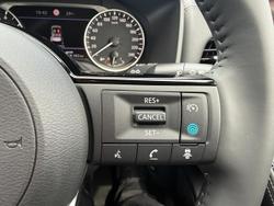 2025 Nissan X-TRAIL ST-L e-POWER