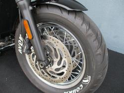 2024 Triumph BONNEVILLE SPEEDMASTER BLUE