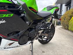 2022 Kawasaki NINJA 400 Black